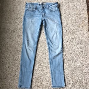 Hollister jeans